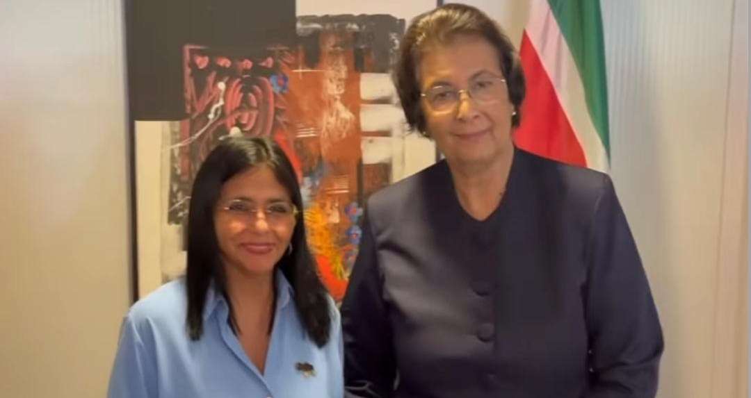 Vicepresidenta Delcy Rodríguez se reunió con la presidenta de Suriname