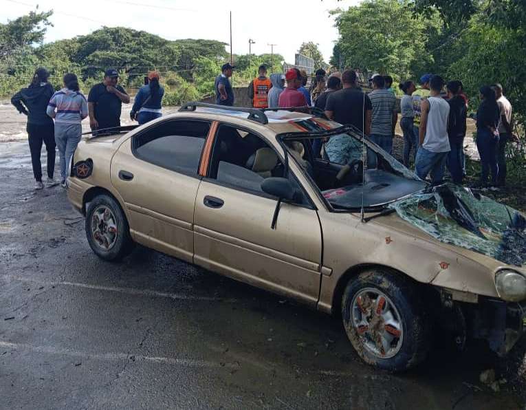 Accidente en la carretera Mantecal-Bruzual deja una menor desaparecida