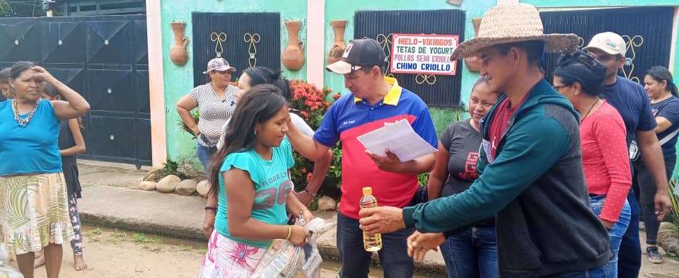 Atienden comunidades indígenas de Elorza afectadas por las lluvias