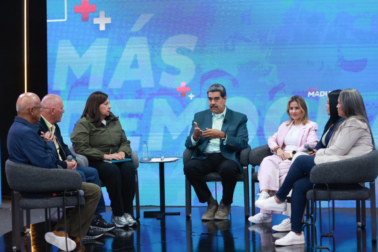 Maduro: un alcalde debe fortalecer la democracia de base