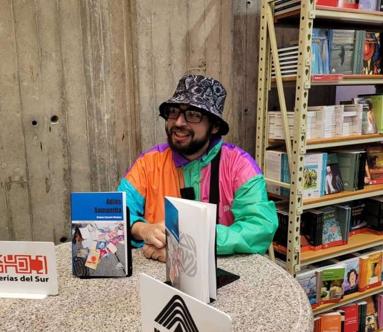 “Mi poesía la defino como una obstinación”