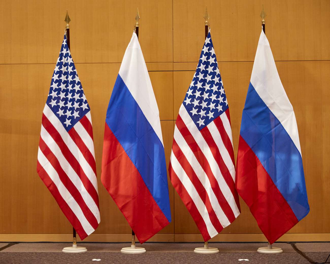 Sientan bases para reunión entre Putin y Trump la semana que viene