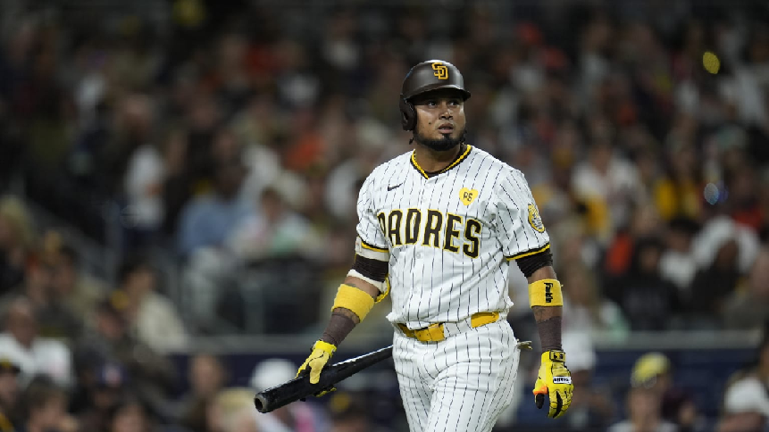 Luis Arráez rompe récord personal en la MLB