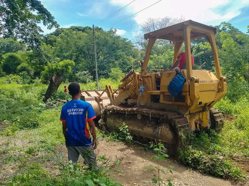 Recuperan áreas del río Ocumarito en Ocumare del Tuy