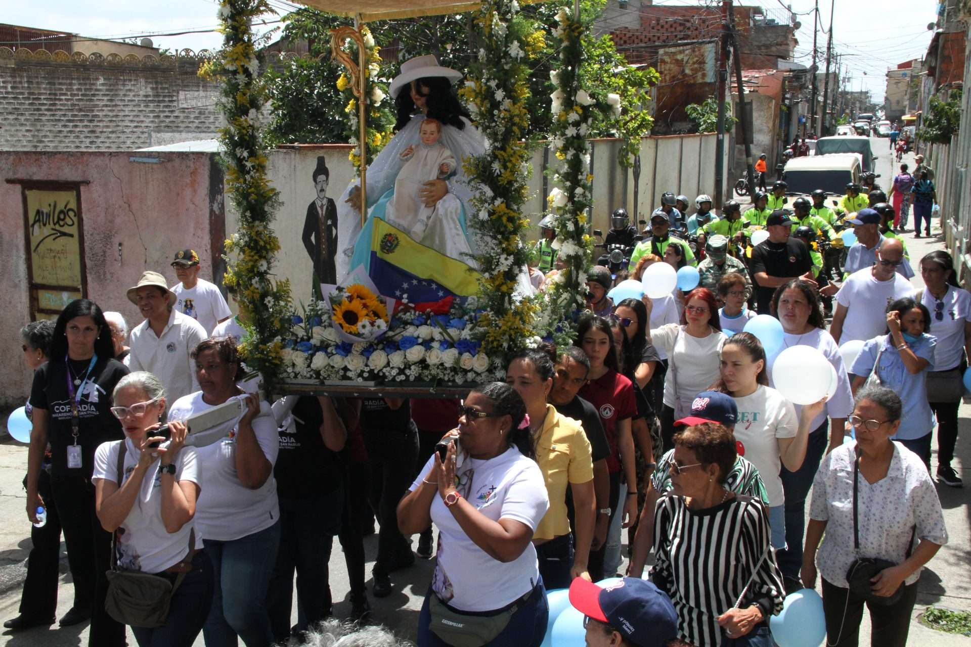 La imagen de la Divina Pastora volvió a su casa