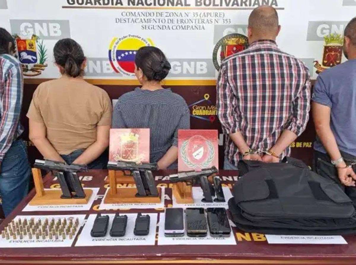 Presos cinco extranjeros por posesión de armas