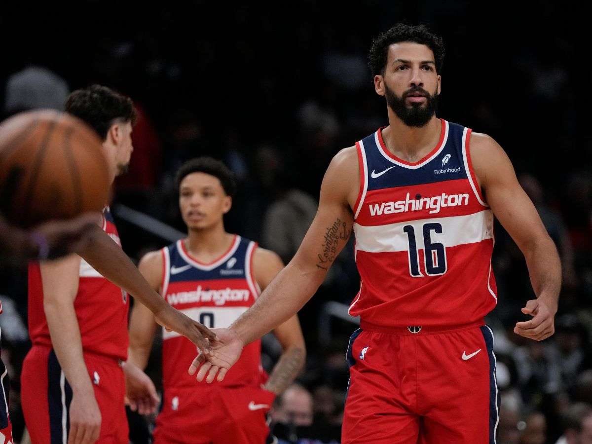Los Wizards extienden el contrato de Anthony Gill