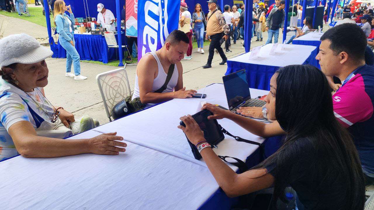 Cantv se suma a la Caravana “Caracas Sonríe”