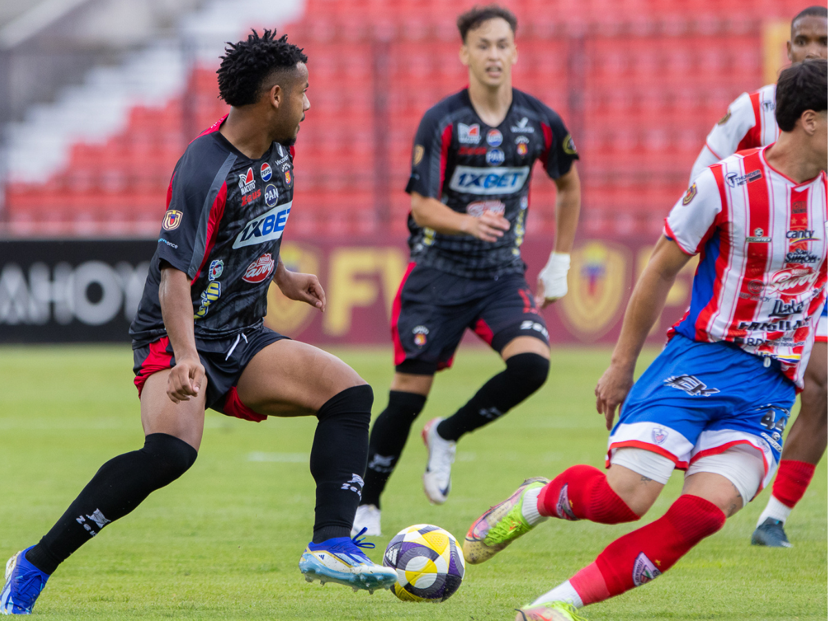 Caracas FC se estrelló en su visita a Mérida