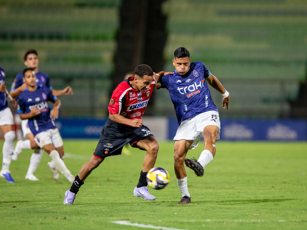 La Guaira golpeó primero en Cuartos de Final