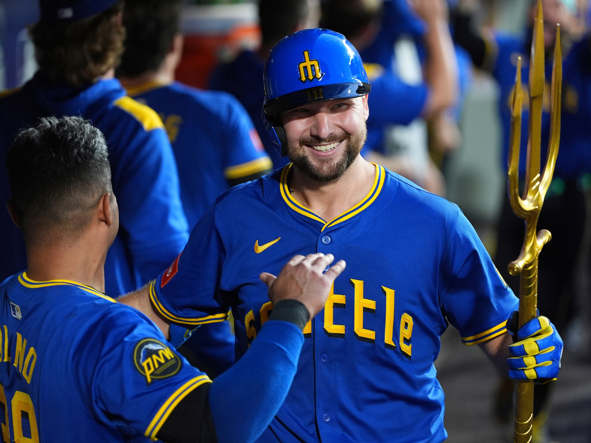 Cal Raleigh llegó a 43 jonrones en la temporada