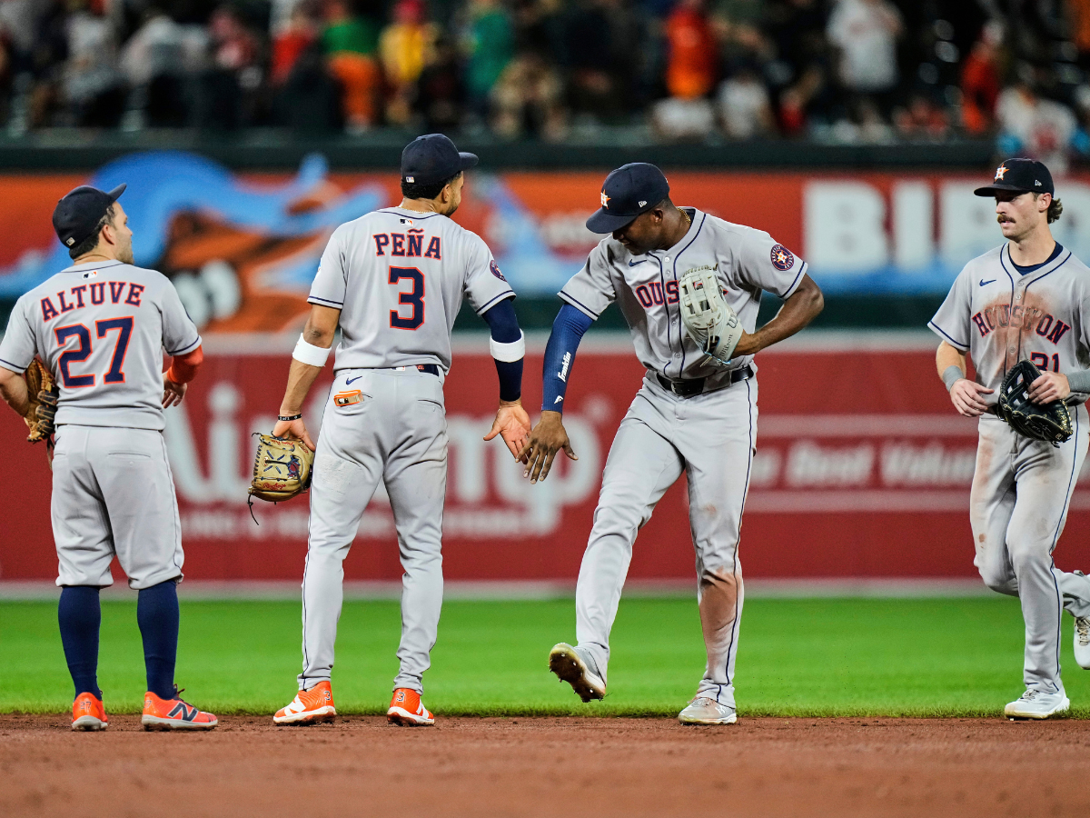 Los Astros hicieron cambios en su roster