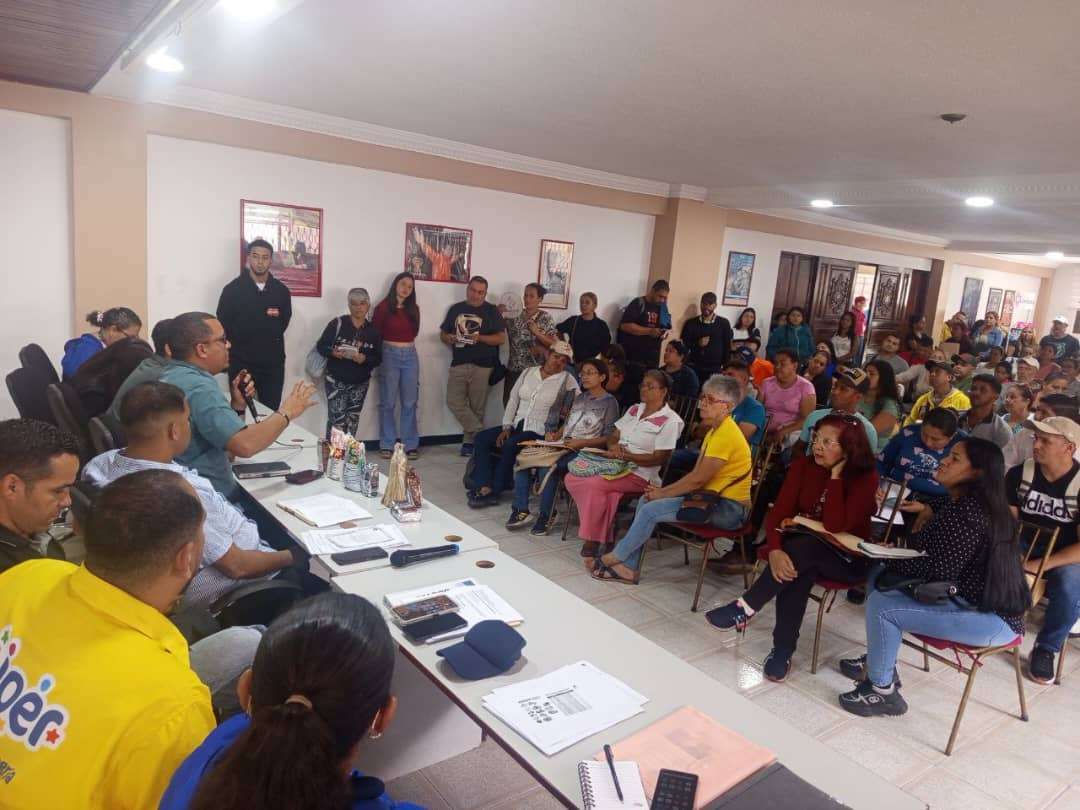 CrediBodegas llega a Guaicaipuro para fortalecer la economía local