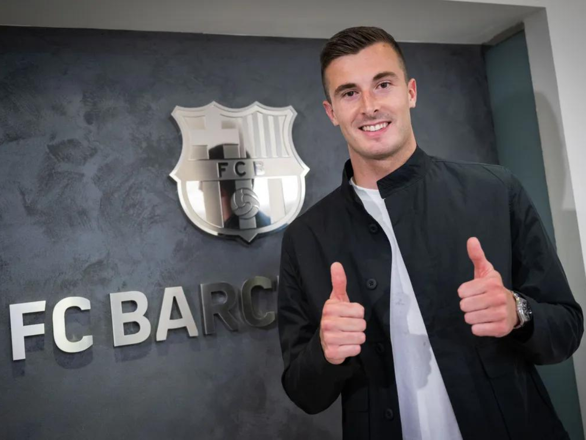 Barcelona renovó a Iñaki Peña y lo cedió al Elche