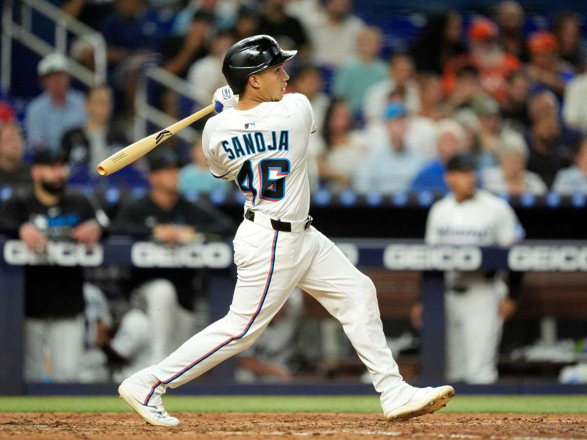 Javier Sanoja resplandece con los Marlins