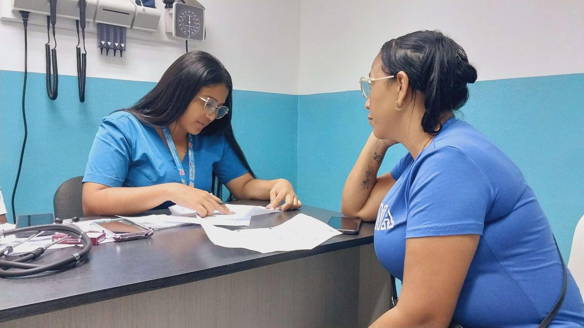 Jornada integral beneficia a 300 mujeres de La Guaira
