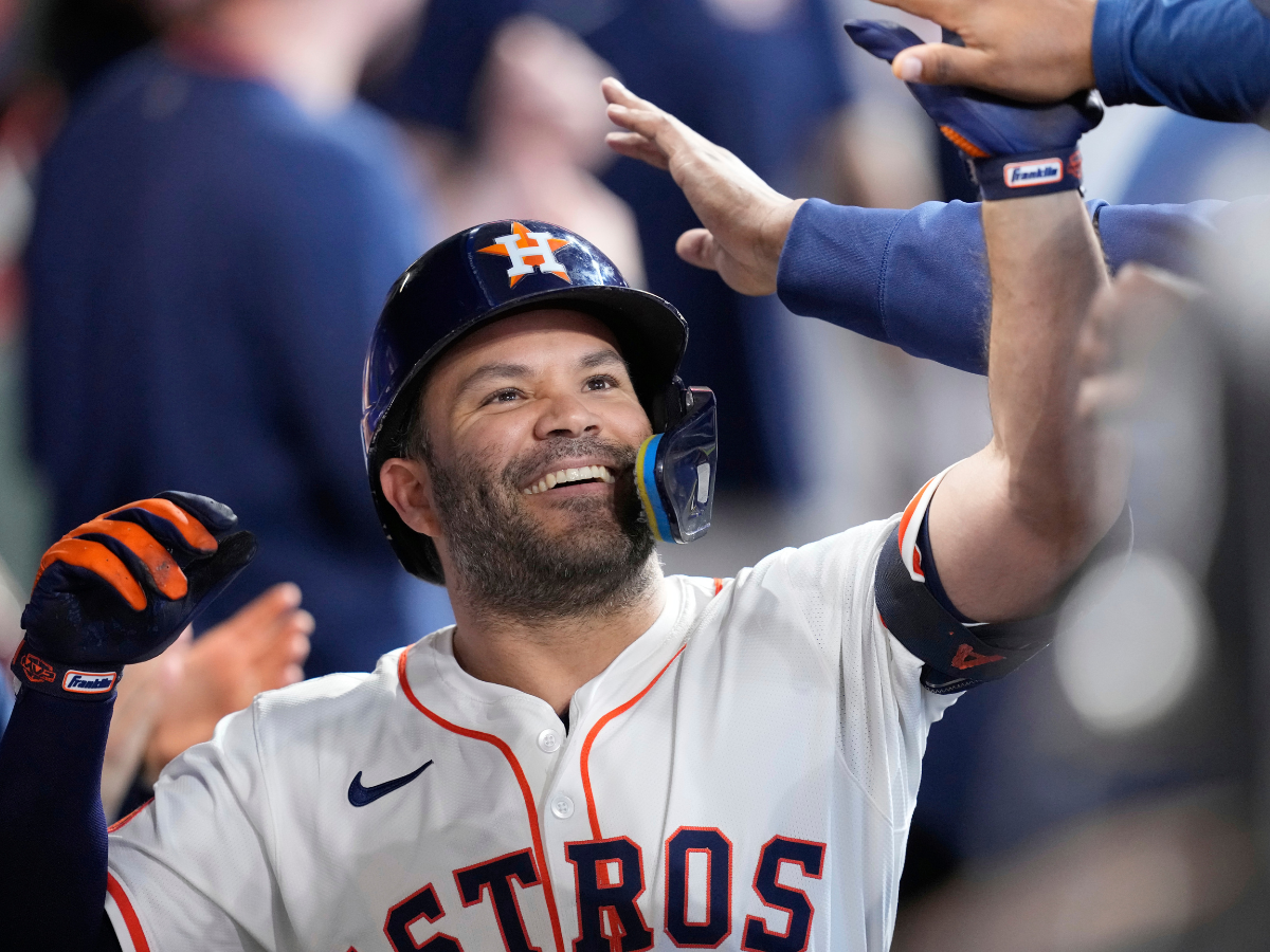 Altuve llega a 252 cuadrangulares de por vida en la MLB