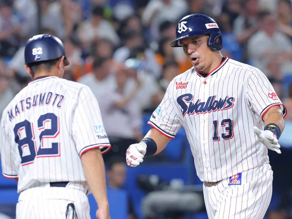 José Osuna se reencontró con el cuadrangular en Japón