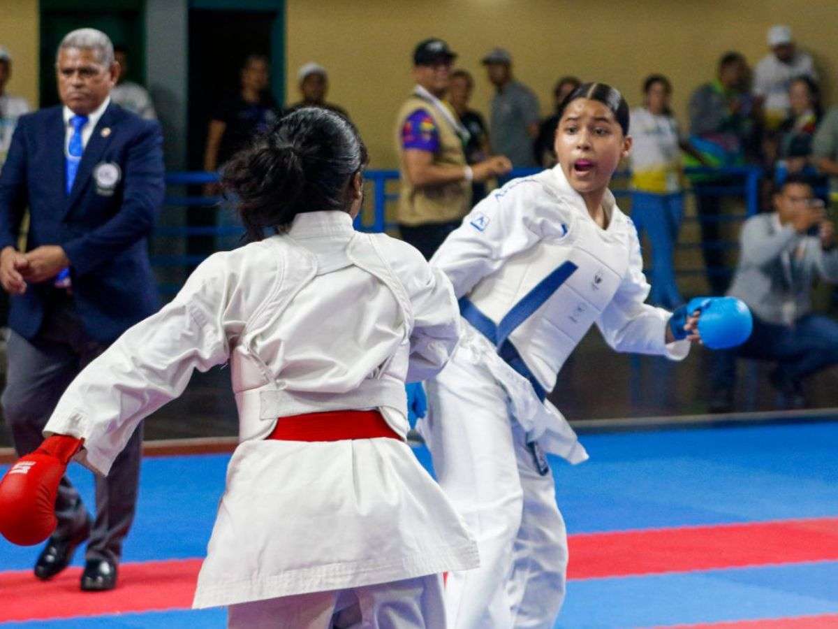 Carabobo triunfó en el karate do de los Estudiantiles