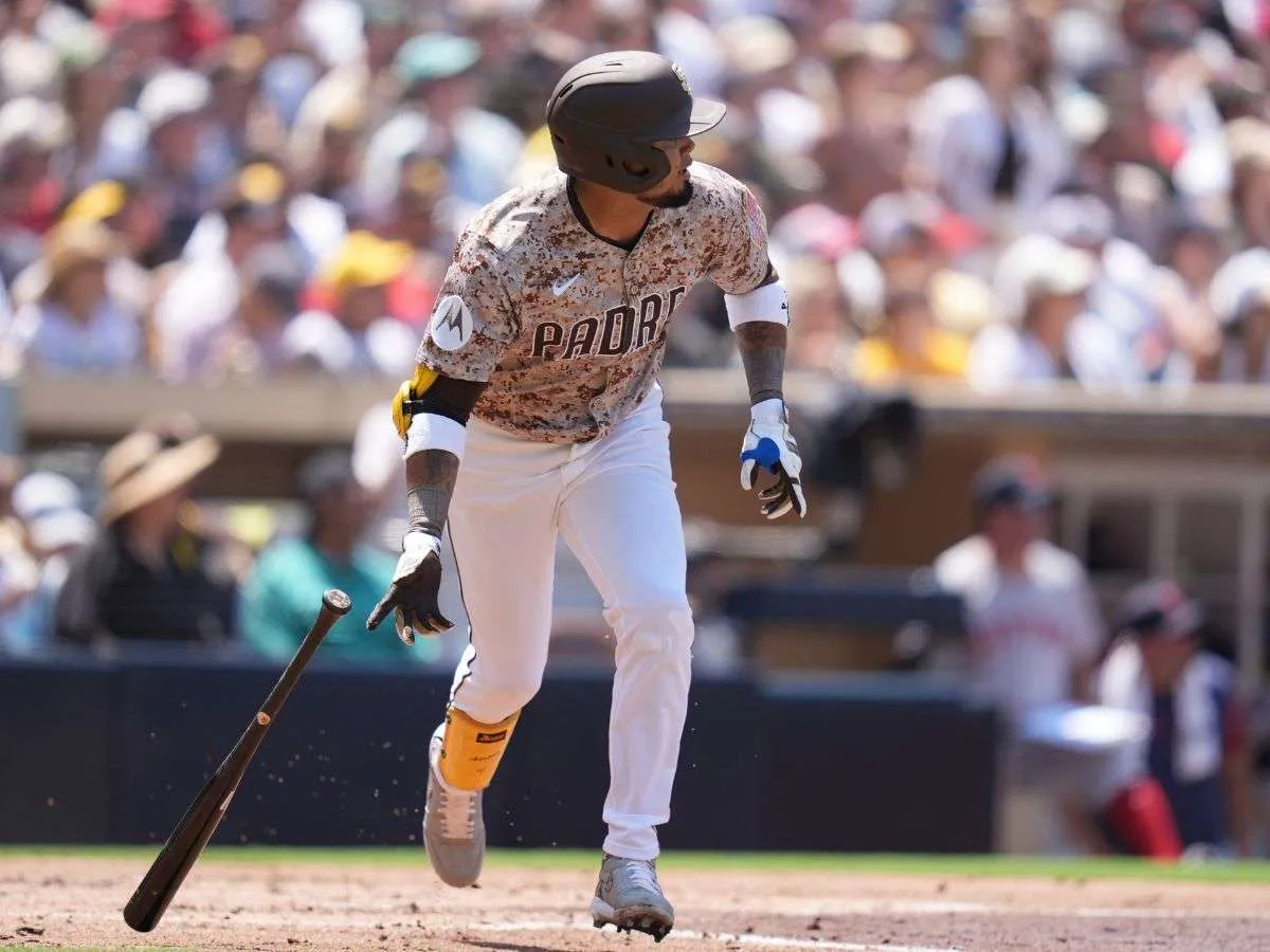 Luis Arráez soltó la regadera contra Boston