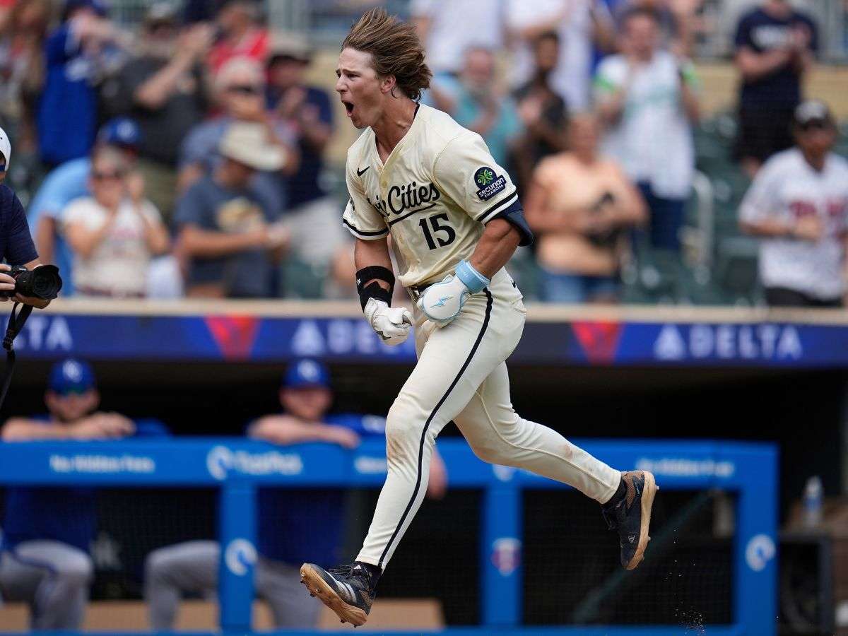 Keaschall y Collins fueon los Jugadores de la Semana