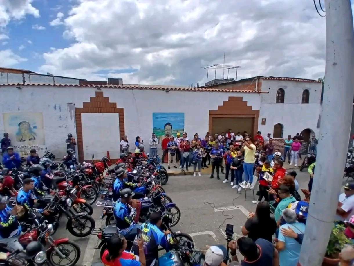 Miranda y Yaracuy regulan y ordenan tránsito de mototaxistas y motorizados