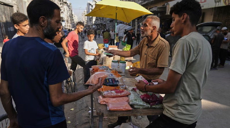 Tras más de un año de restricciones, Israel permitirá el ingreso parcial de productos del sector privado a Gaza