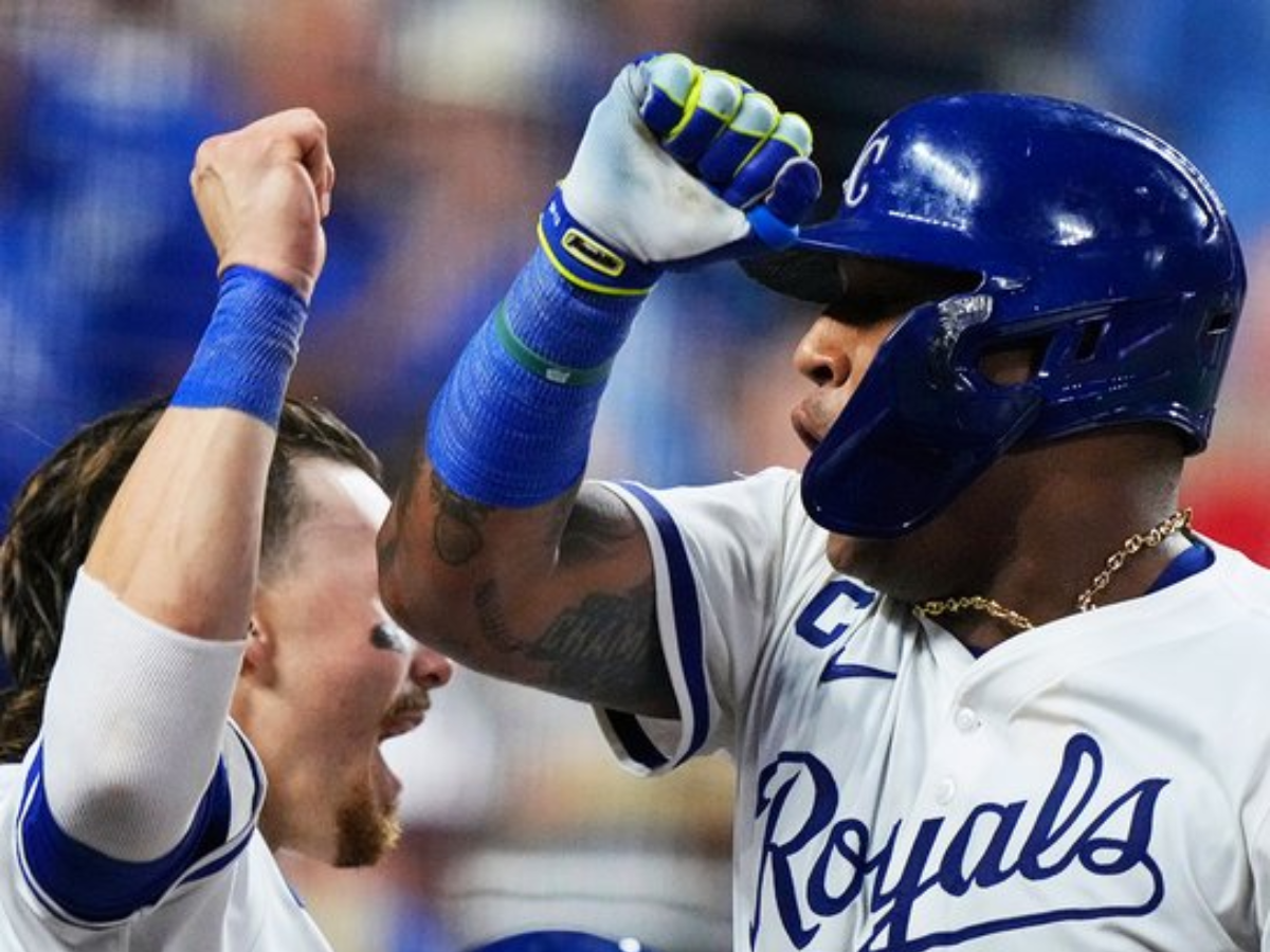 Salvador Pérez encabezó la remontada de Kansas City