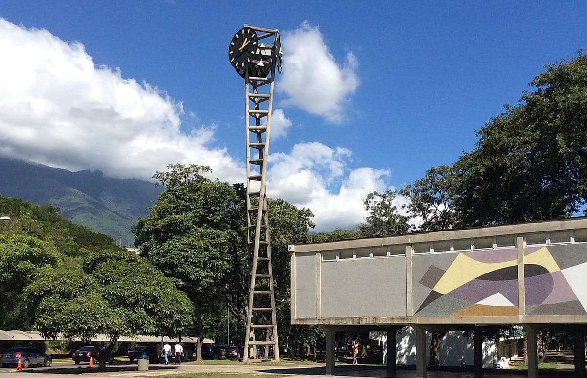 En la UCV van 686 salones y 13 auditorios recuperados