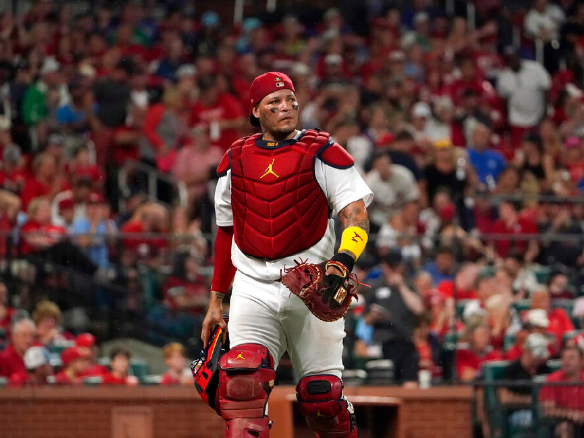Yadier Molina regresará por tiempo limitado con los Cardenales