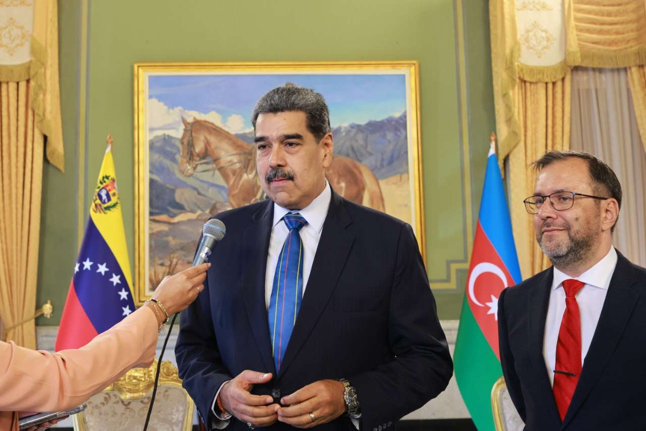 Diplomacia de dignidad y paz