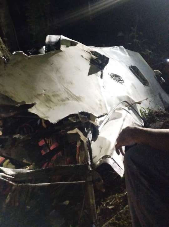 Dos muertos y más de 30 heridos tras volcamiento en carretera de Choroní