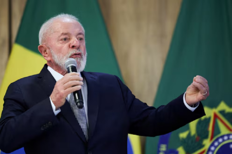 Alexandre de Moraes acusó a Jair Bolsonaro de haber buscado instalar una 'verdadera dictadura' en Brasil