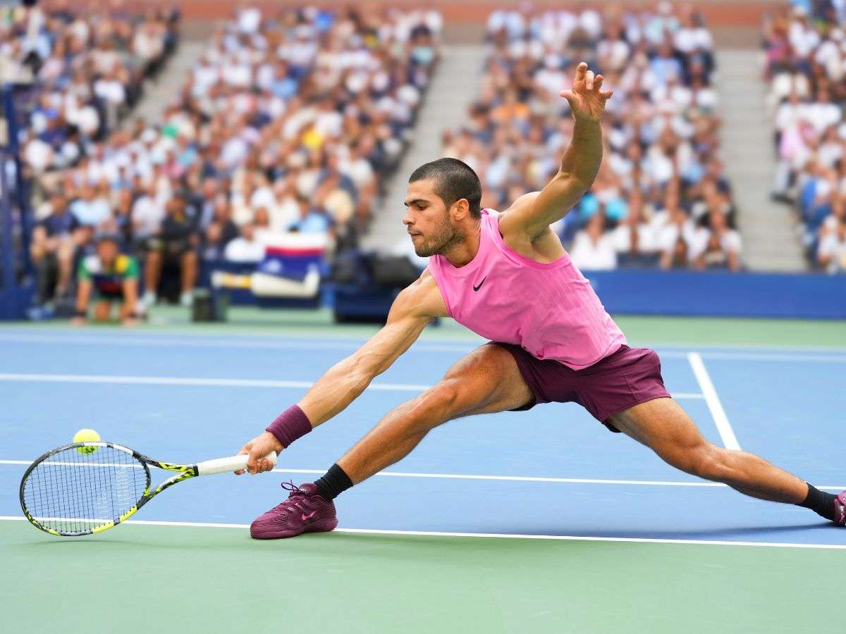 Alcaraz venció a Djokovic y va a la final del US Open