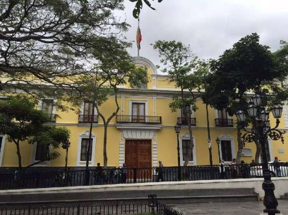 Venezuela agradece a China solidaridad ante agresión gringa