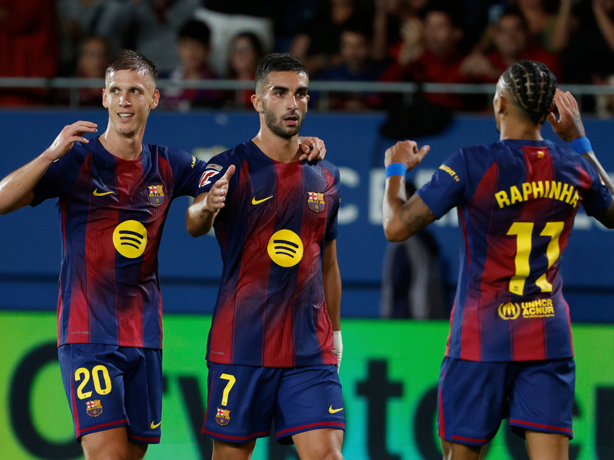 El Barcelona goleó al Getafe y sigue en carrera