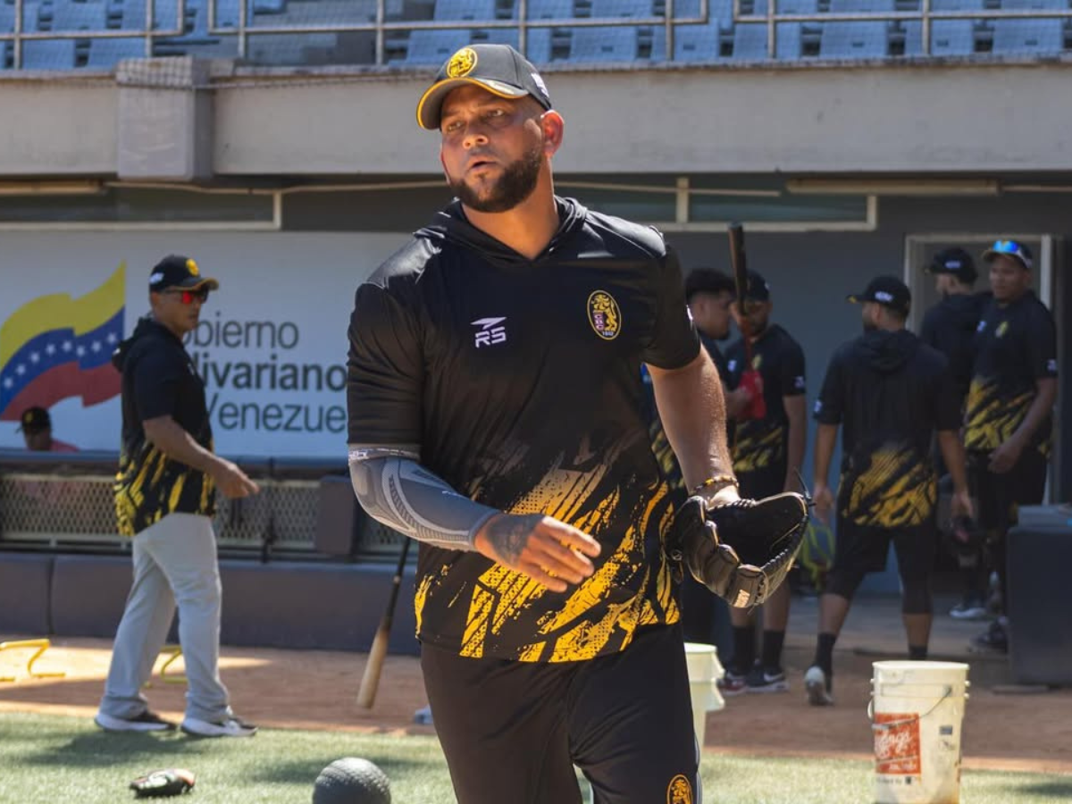 Henderson Álvarez se unió a los Leones