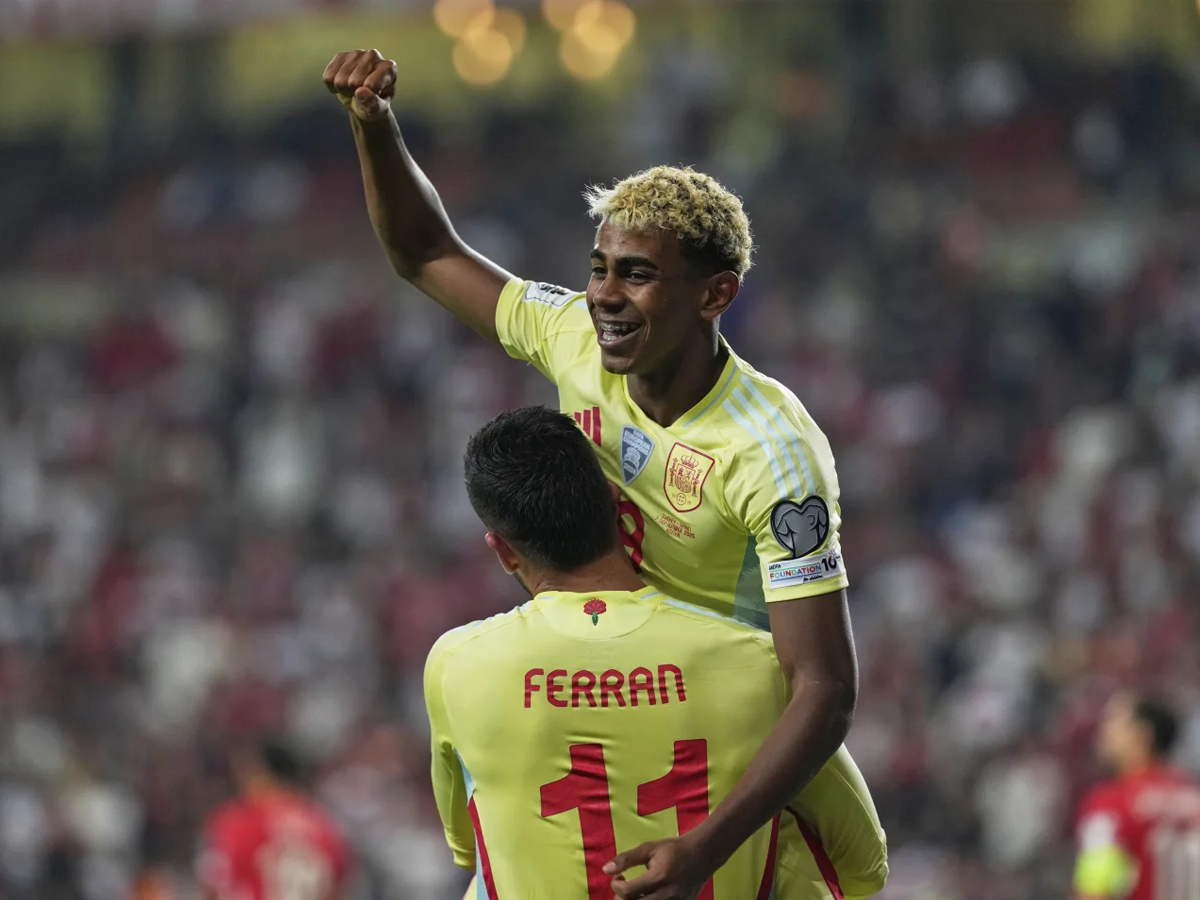 España asalta la cima del Ranking Mundial FIFA