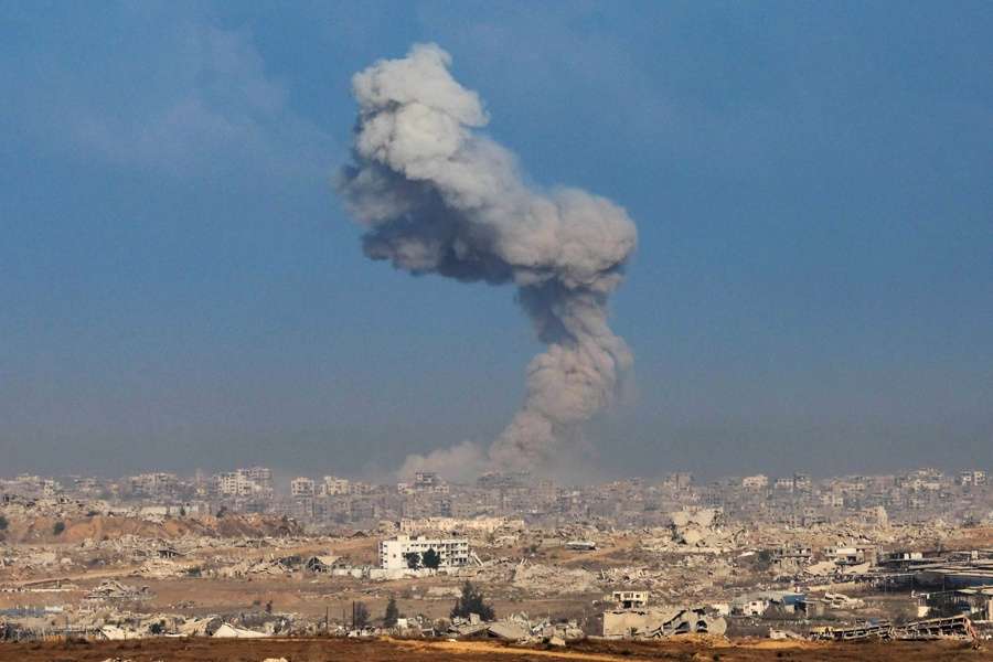 Ataques israelíes dejan más de 30 fallecidos en la Franja de Gaza