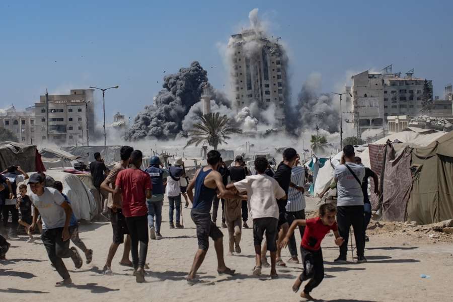 Ataques aéreos israelíes matan a 18 palestinos en Gaza