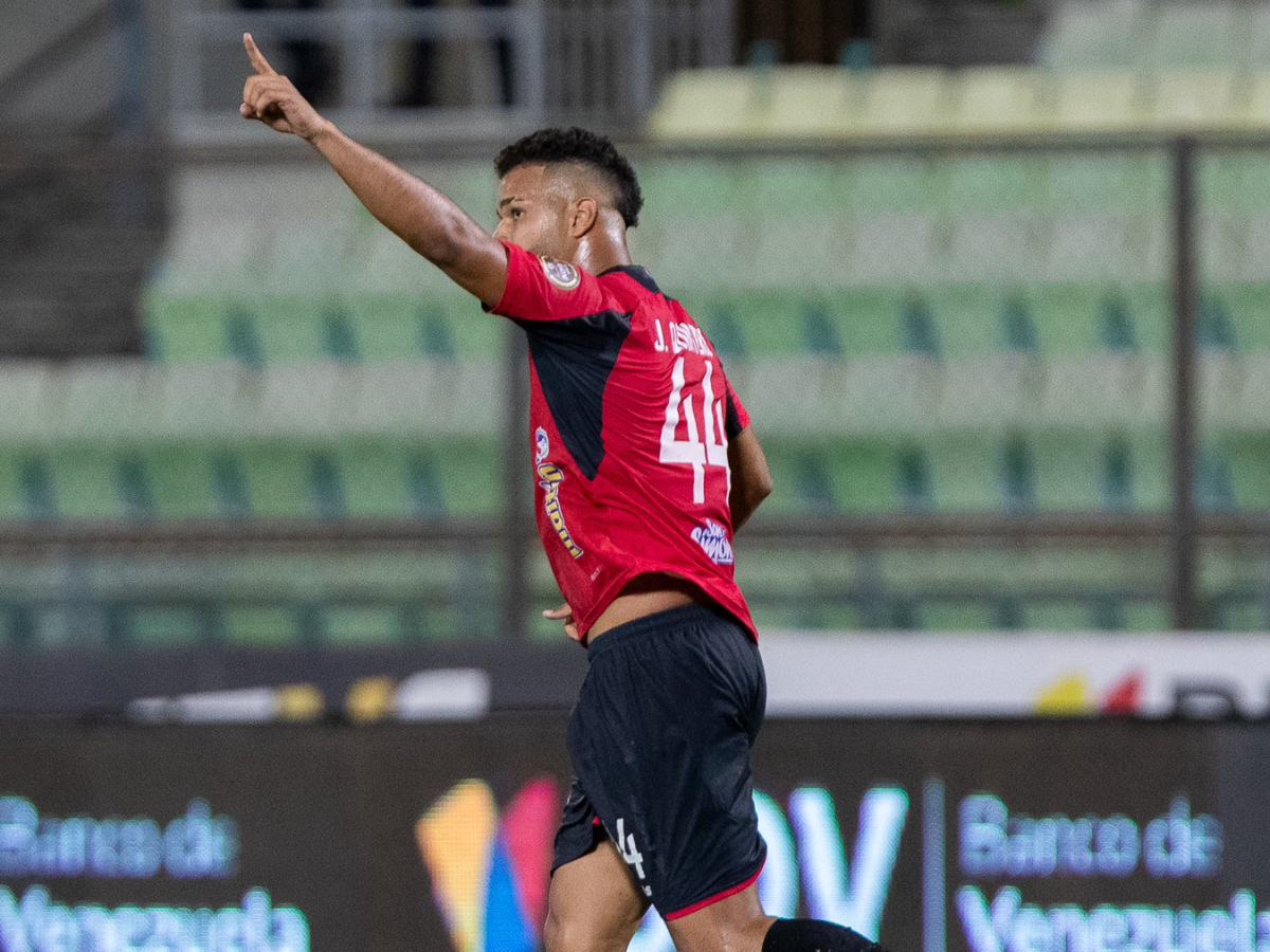 El rojo vuelve al triunfo ante Yaracuyanos