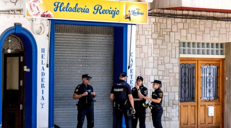 los manifestantes ocupan el recorrido y se suspende la etapa