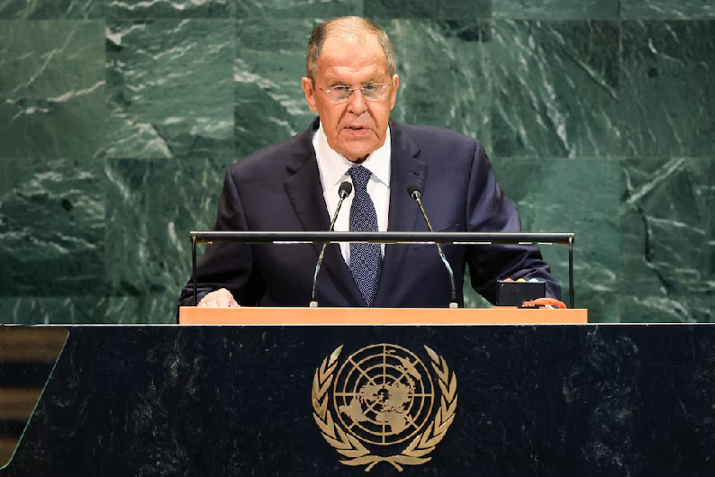 El canciller de Putin criticó en la ONU a Ucrania y Europa y dijo que Rusia tiene 'cierta esperanza' en el diálogo con EEUU