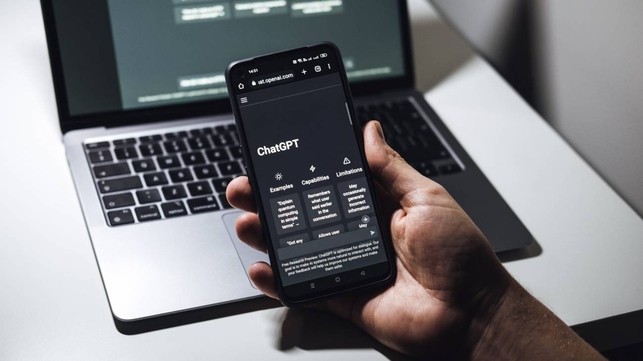 Los chatbots de IA muestran exceso de autoconfianza
