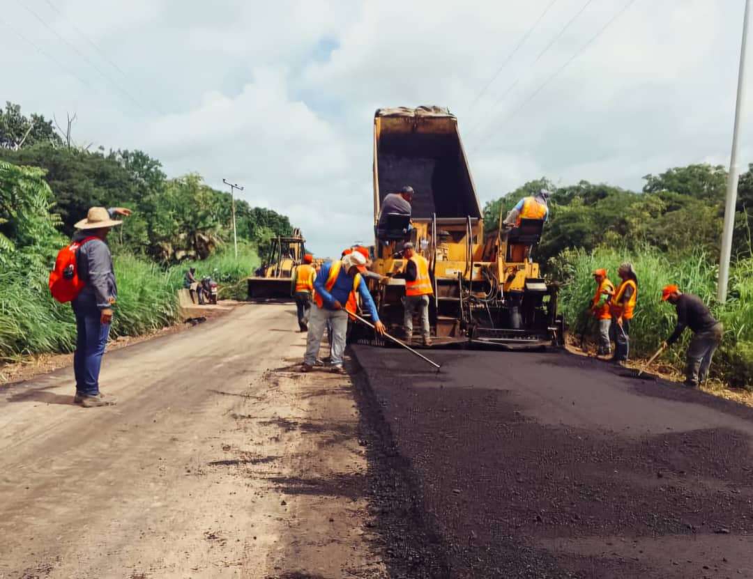 Más de 26.000 toneladas de asfalto se han colocado en Barinas