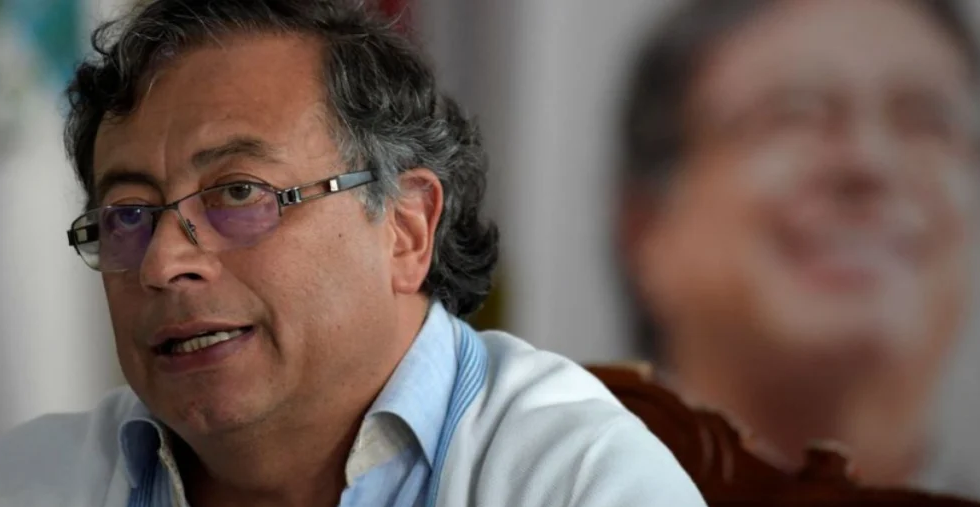 Gustavo Petro niega defender a Maduro y califica de traición histórica cualquier invasión a Venezuela