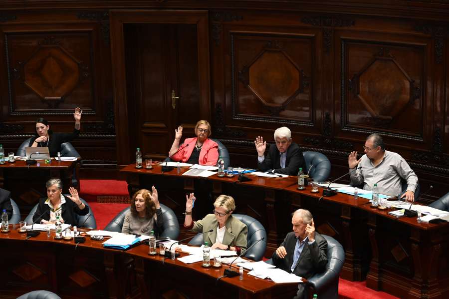 Uruguay aprueba la eutanasia activa