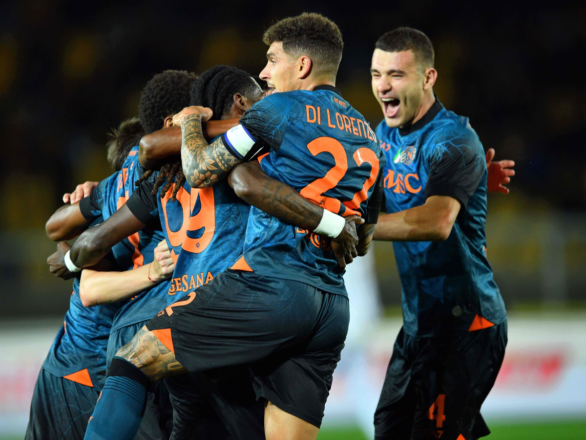 El Napoli ganó y sigue en la cima de la Serie A