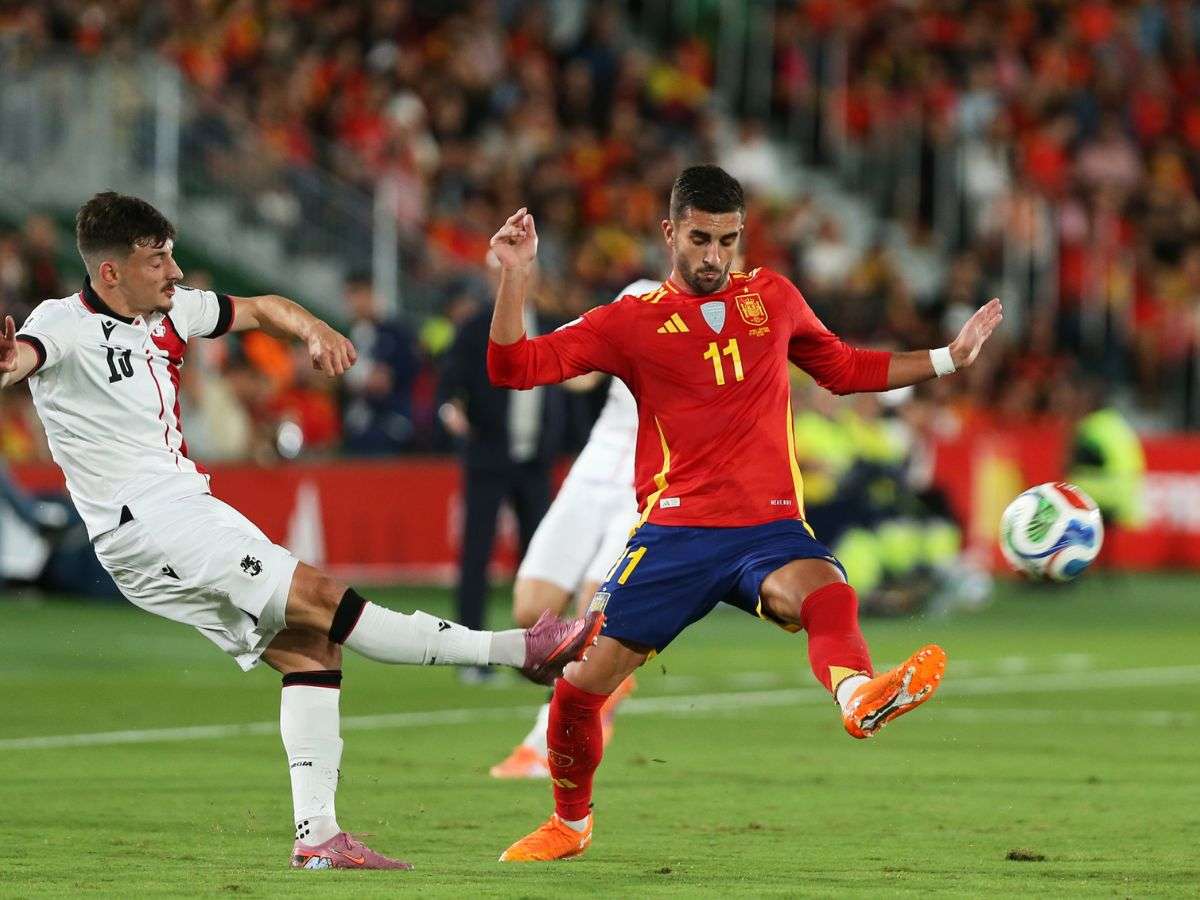 Ferran Torres sufre sobrecarga muscular