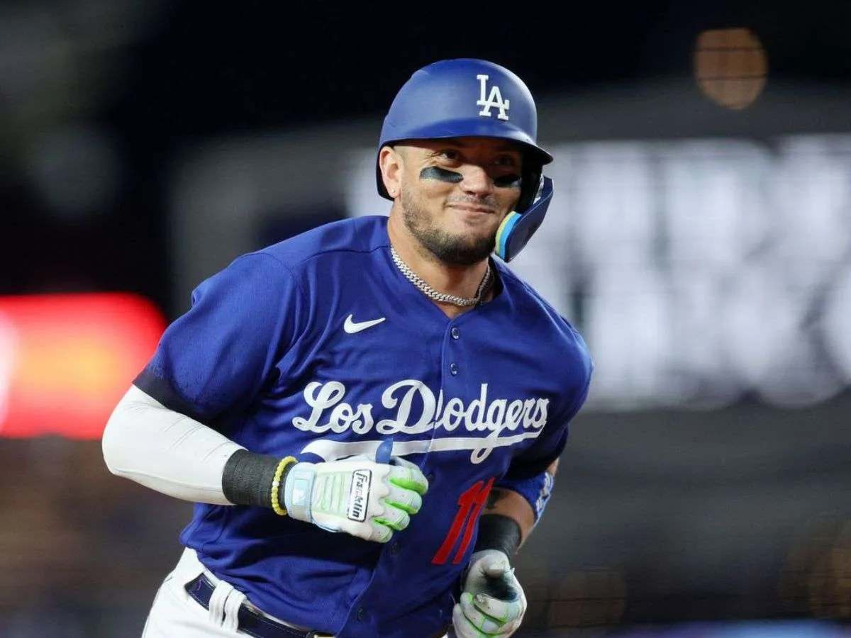 Miguel Rojas titular en el sexto juego de Serie Mundial